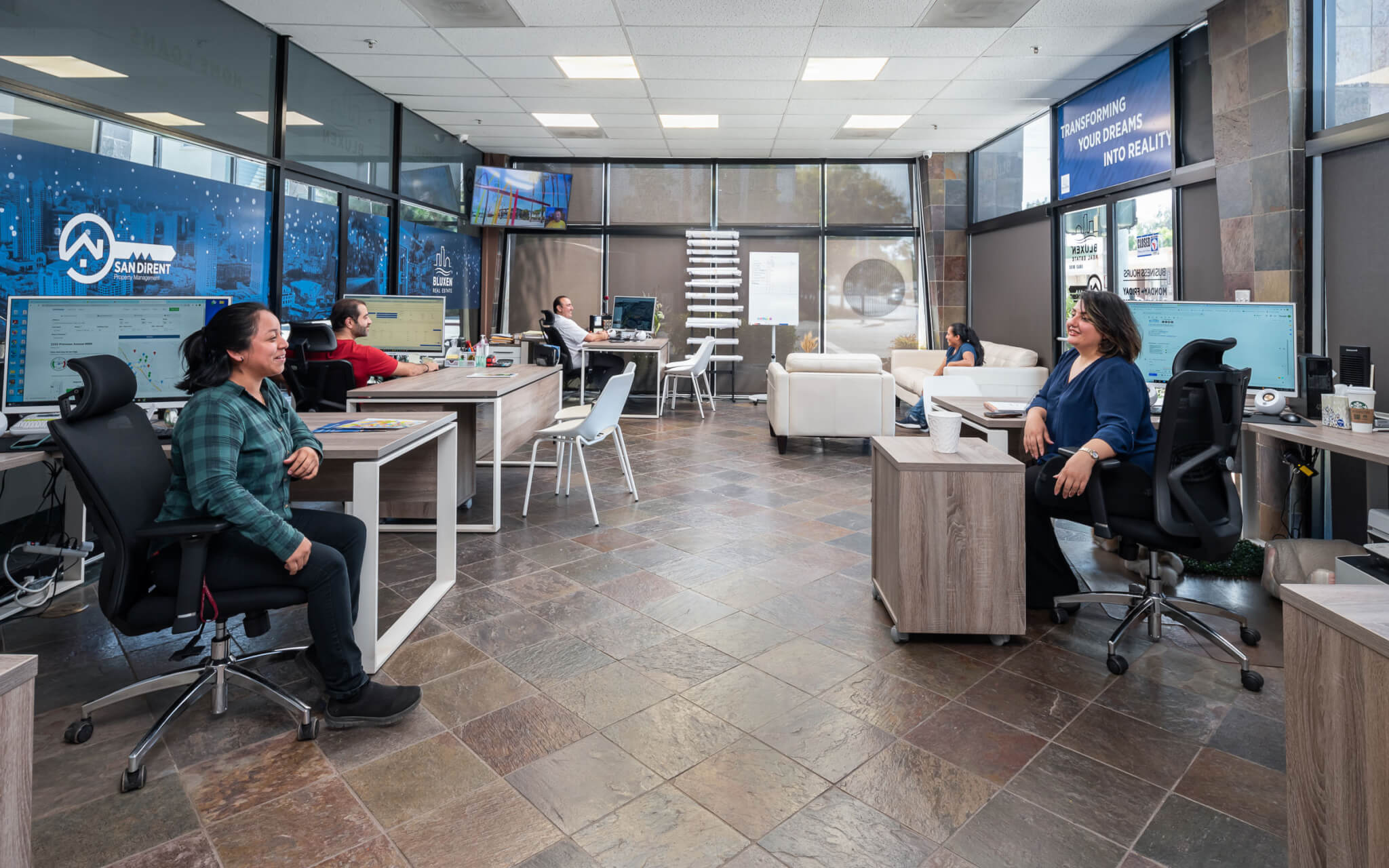 Sandirent office interior